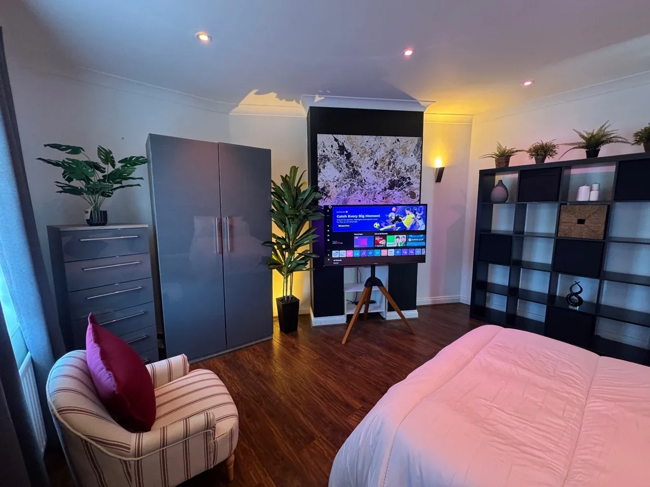 Room Kingston Road in Epsom and Ewell