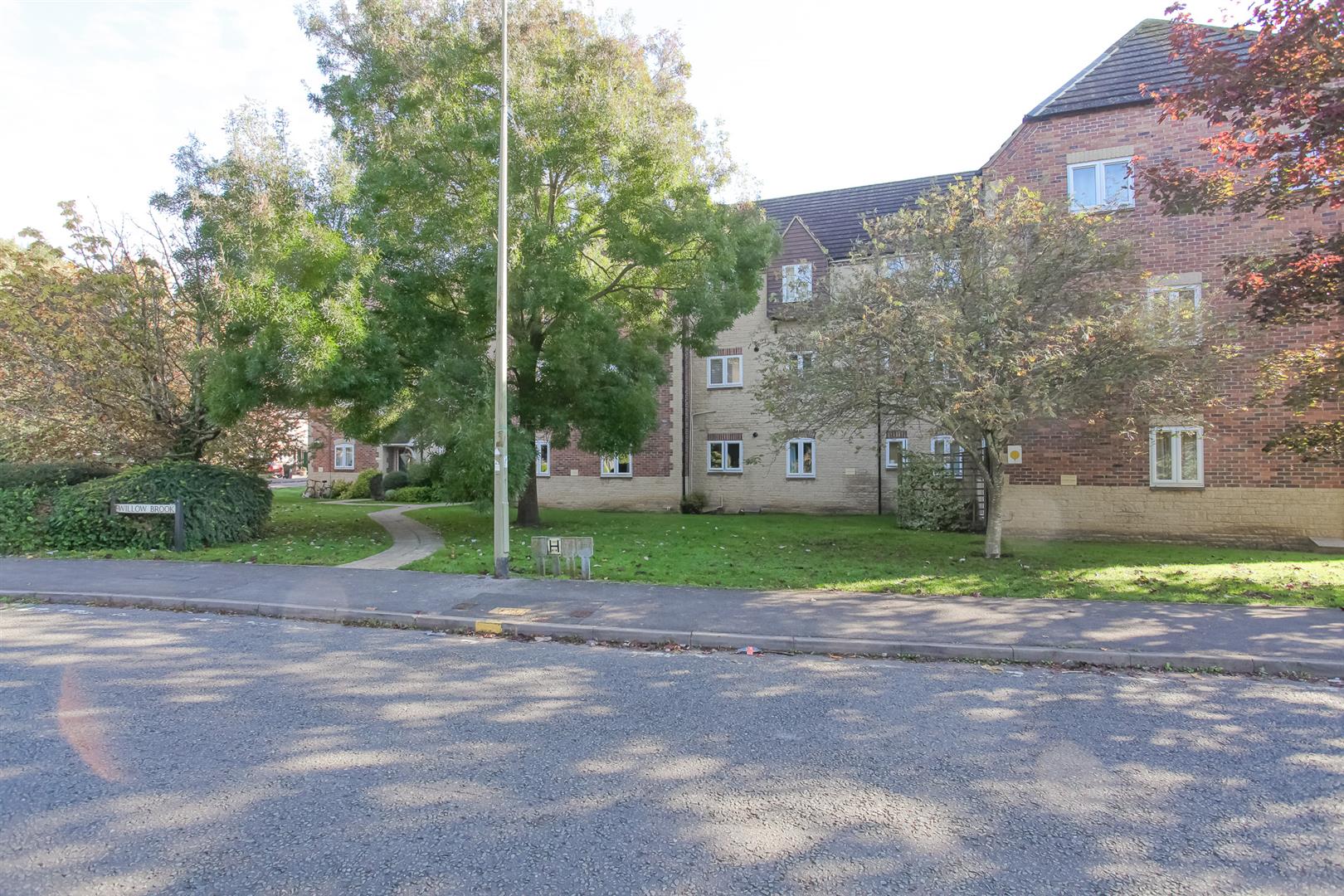 Flat Willow Brook in Vale of White Horse