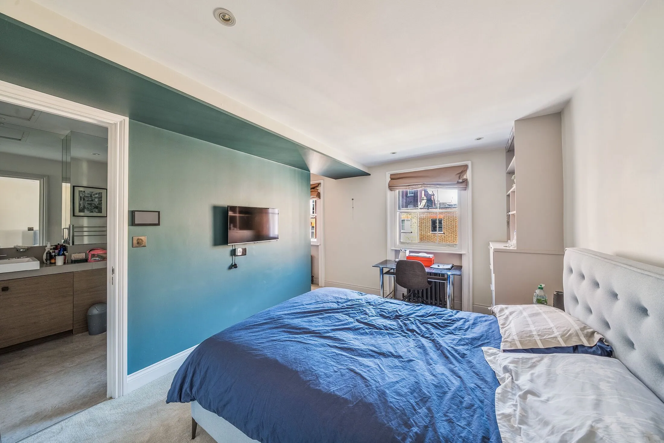 Flat Upper Montagu Street in City of Westminster