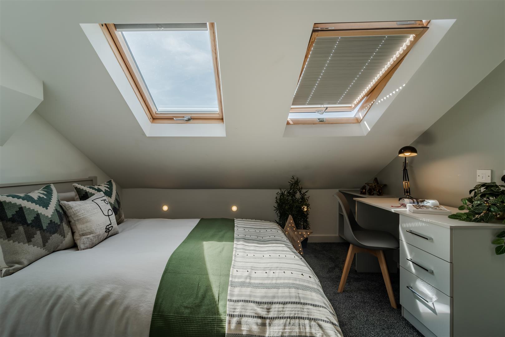 Room St. George's Road in Coventry