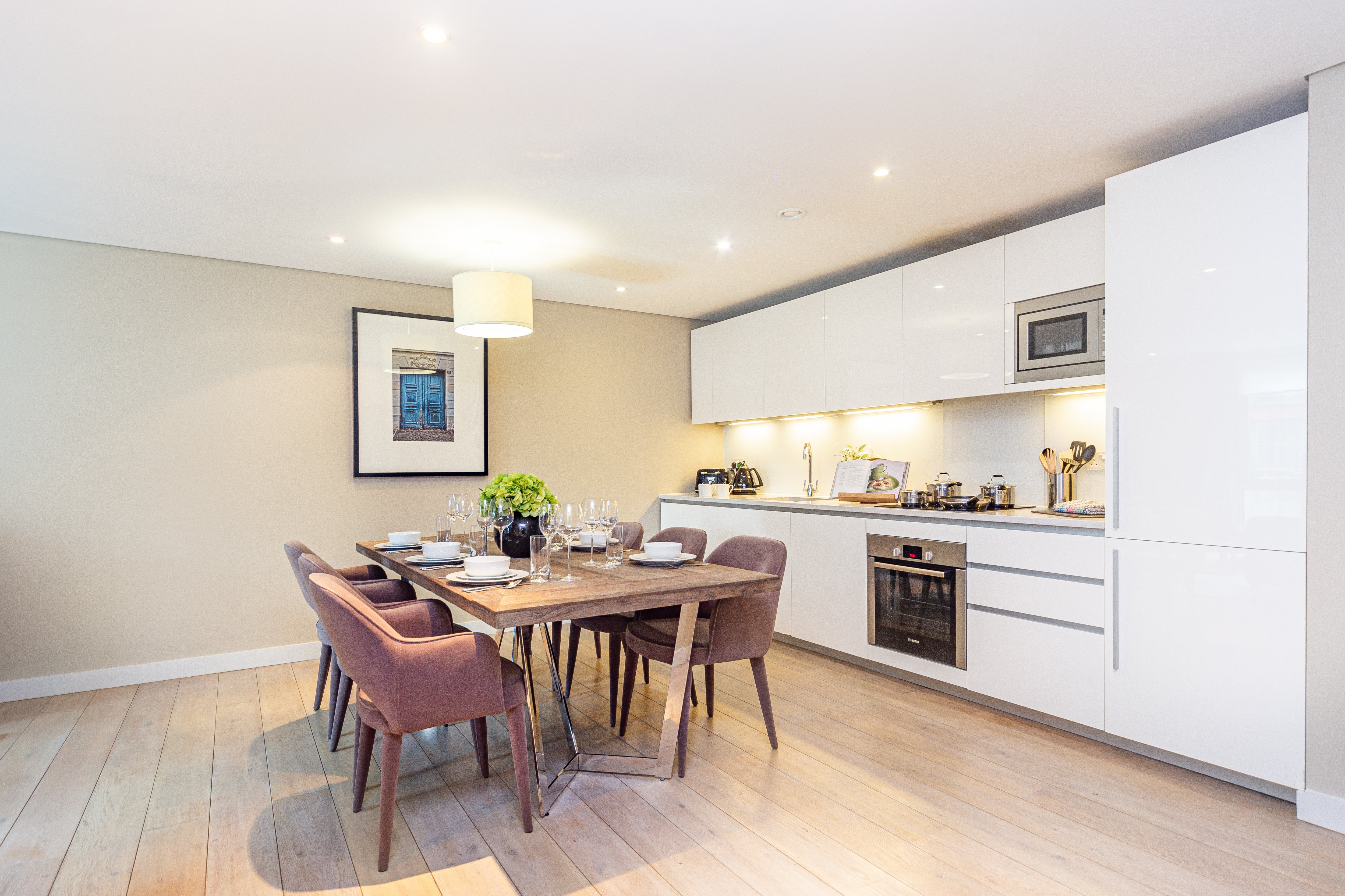 Flat Merchant Square in City of Westminster