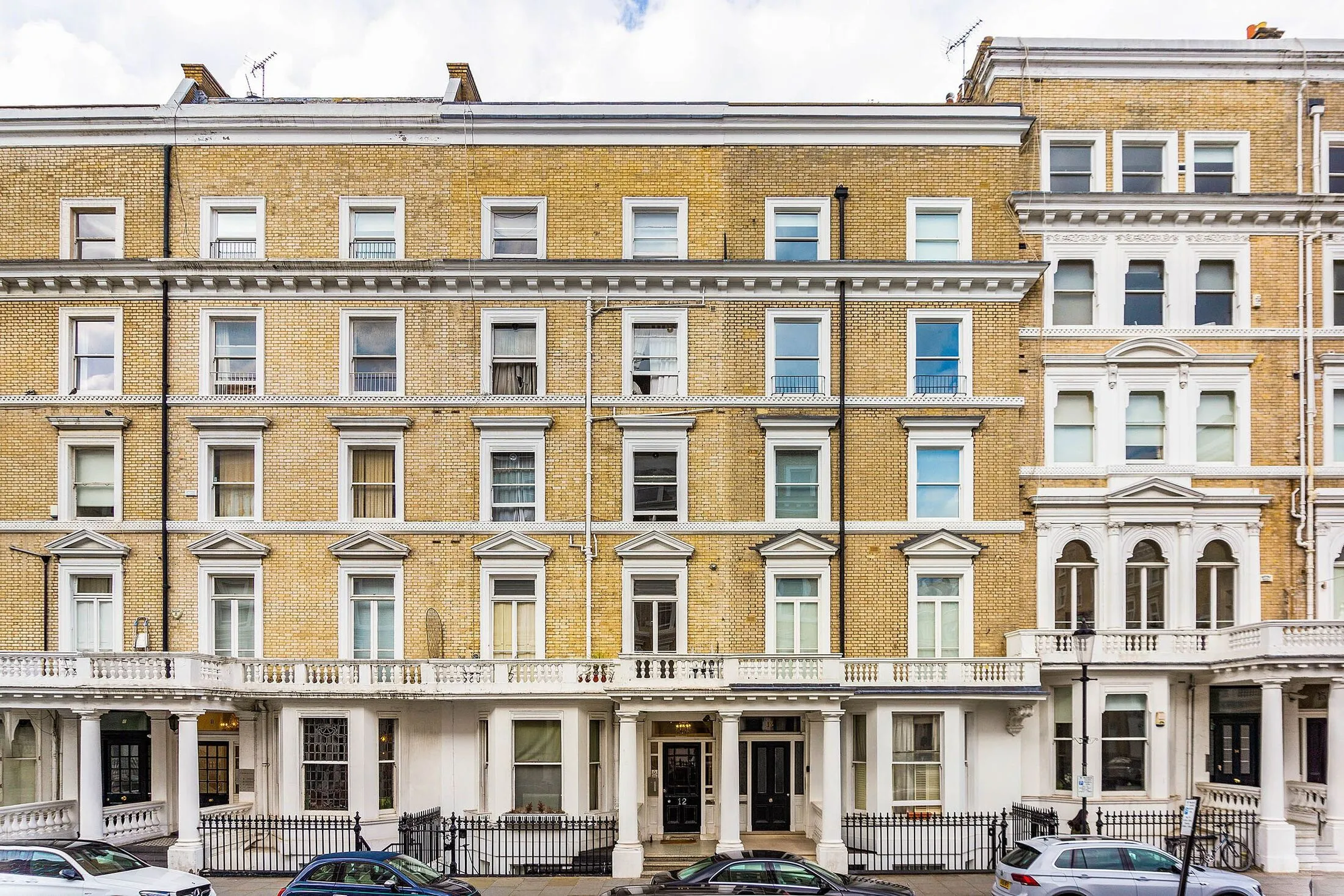 Flat Elvaston Place in Greater London