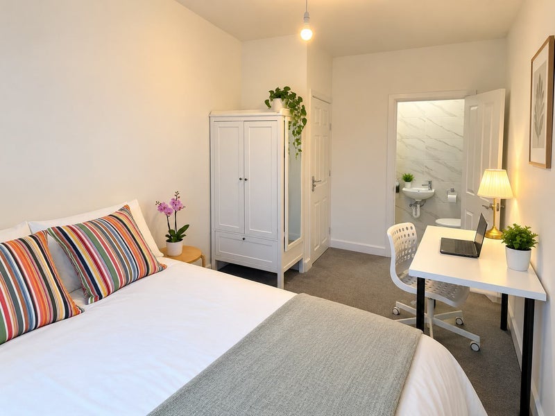 Room Convent Gardens in Greater London