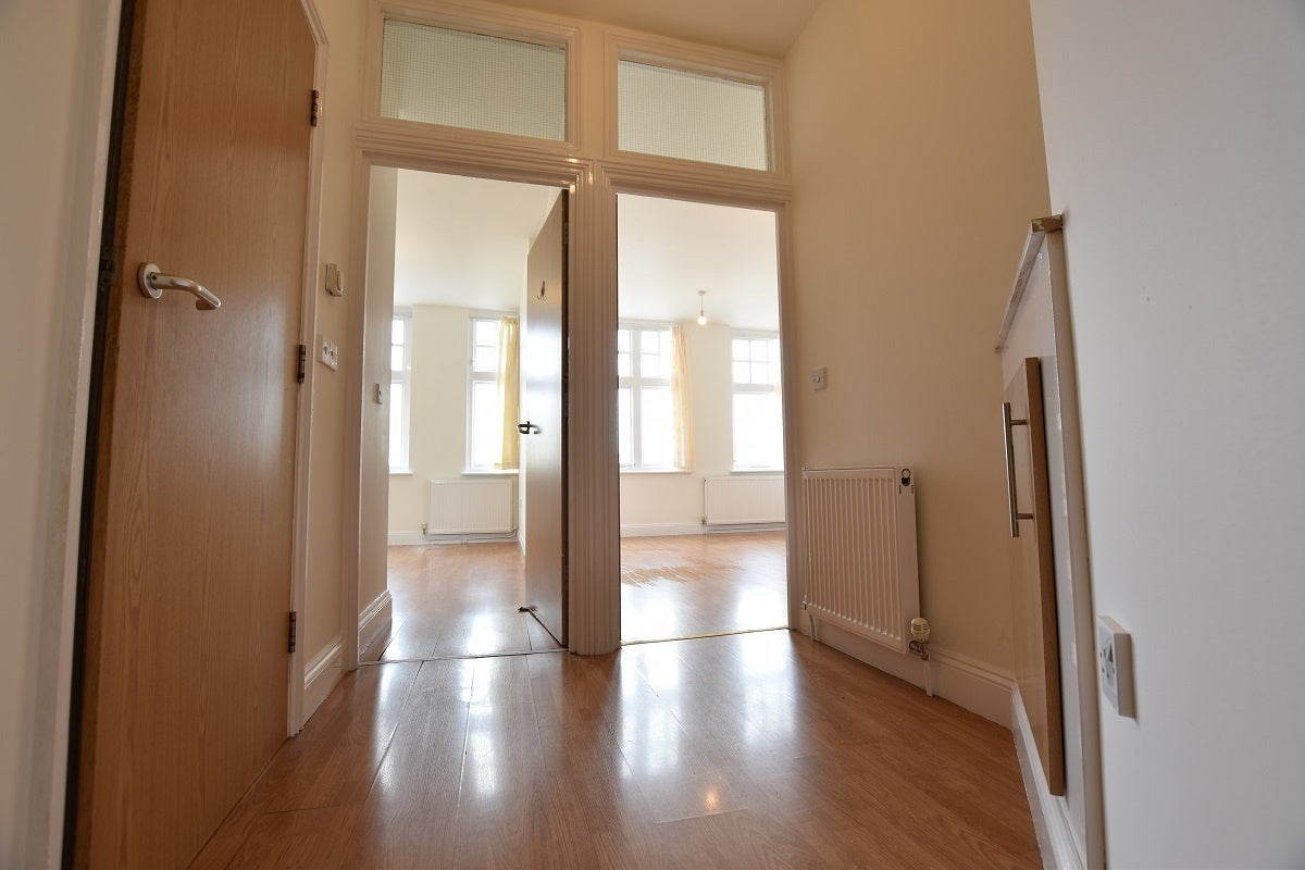 Flat Guildford Street in Luton