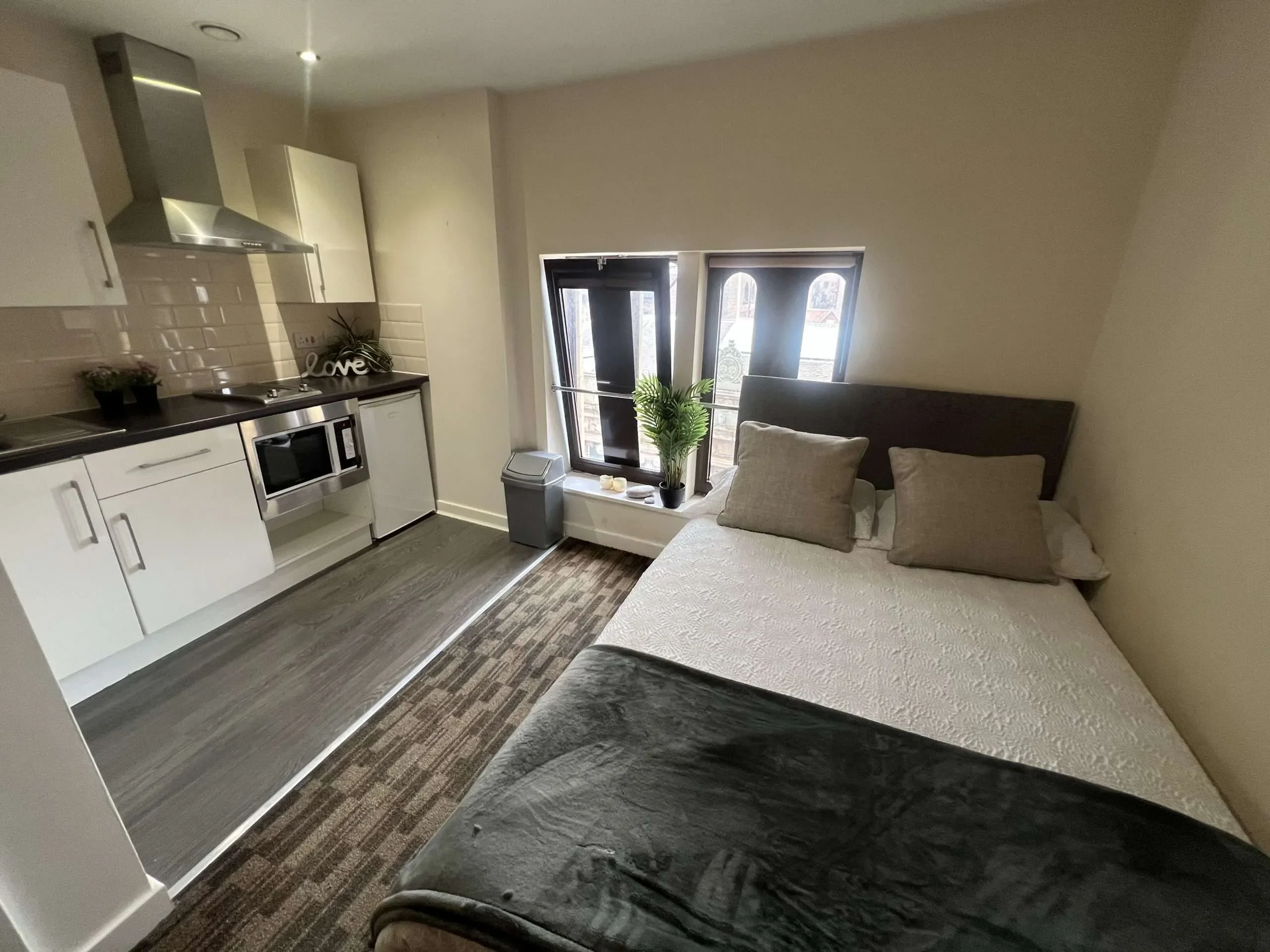 Flat Saint James Row in Sheffield
