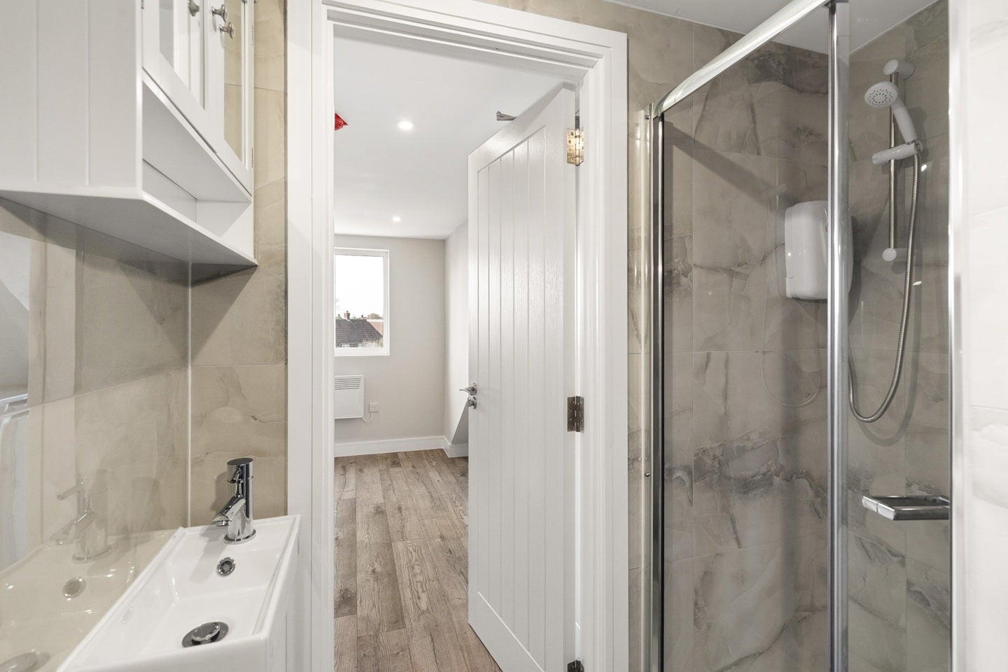 Room Park Road in Borough of Spelthorne