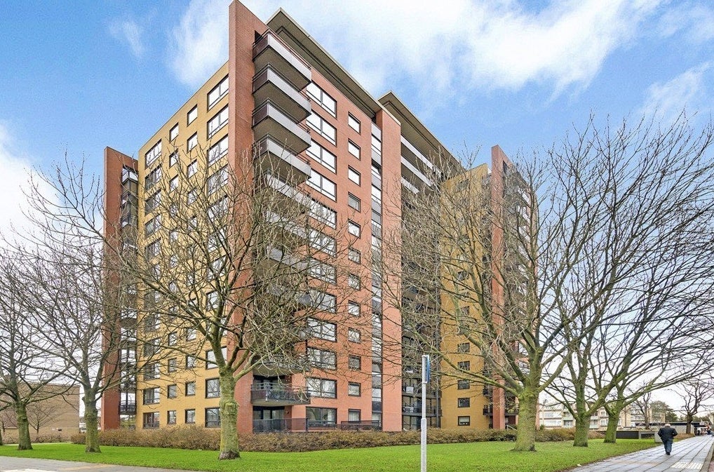 Appartement Fluweelboomlaan in Amstelveen
