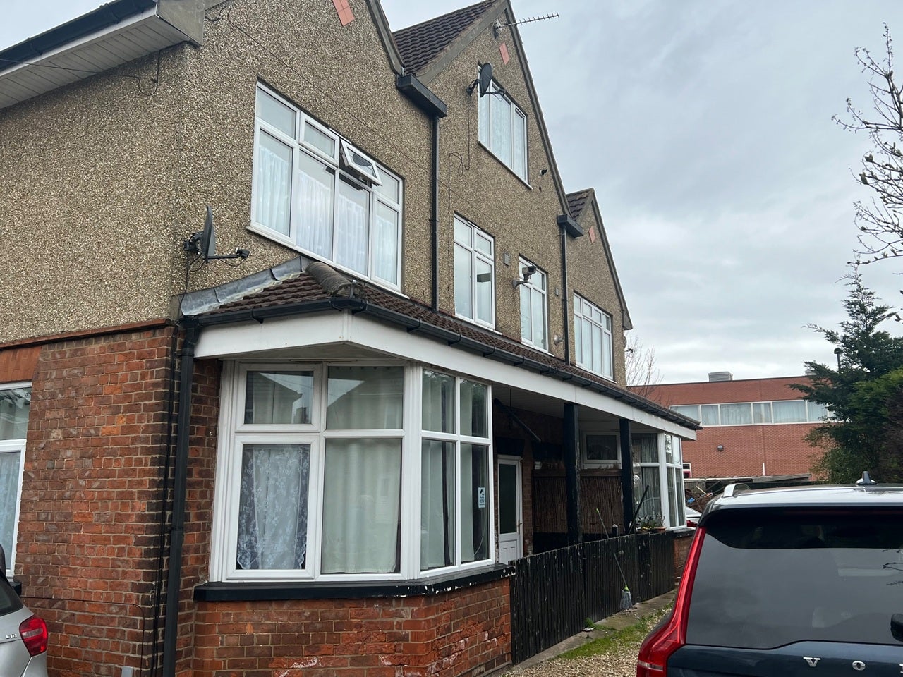Flat Heneage Road in Grimsby