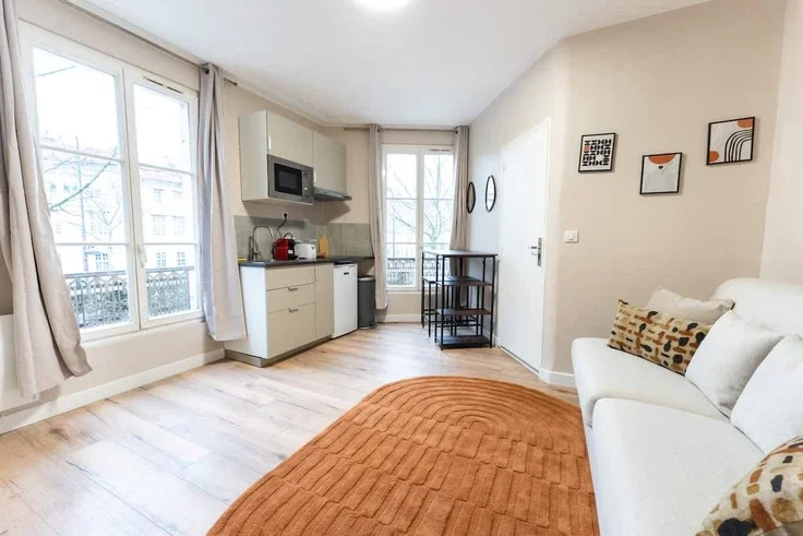 Appartement Rue de Fécamp à Paris