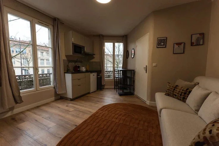 Appartement Rue de Fécamp à Paris