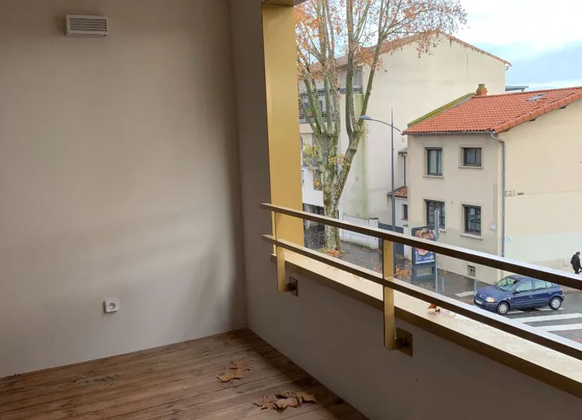 Flat Route de Blagnac in Toulouse