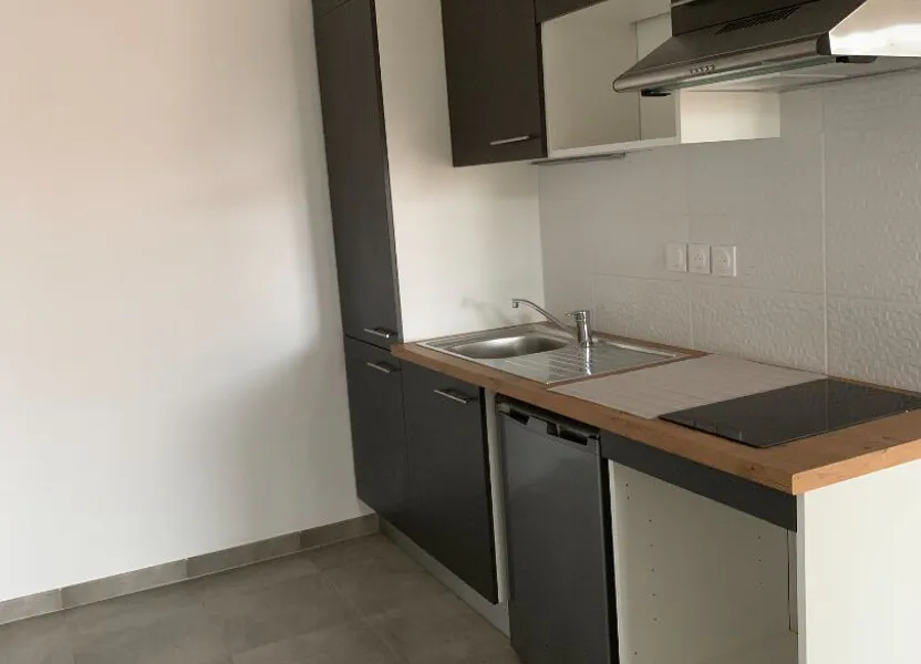 Flat Route de Blagnac in Toulouse