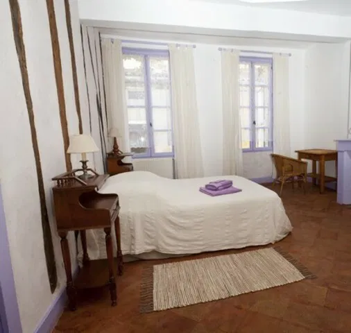 Room Rue Joux Carrière in Saint-Julia