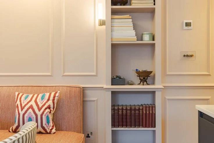 Flat Studdridge Street in Greater London