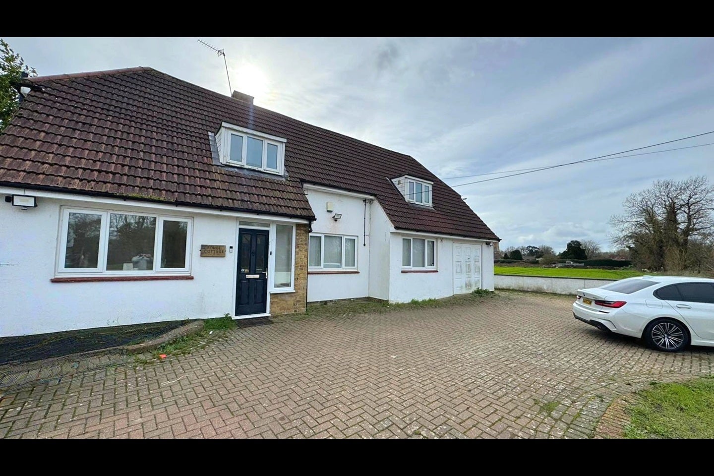 House Stanwell Road in Horton