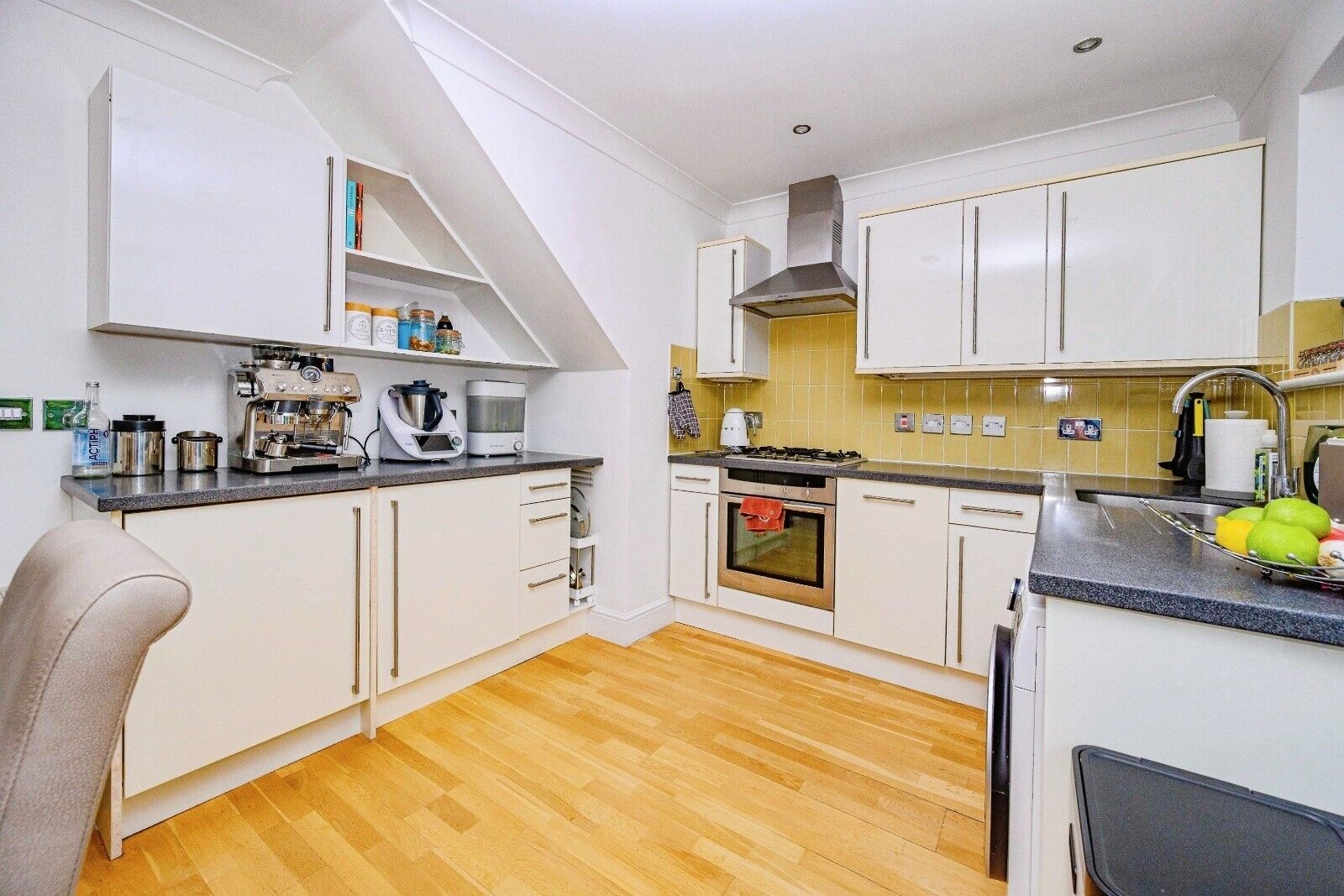 House Chaucer Close in St Albans
