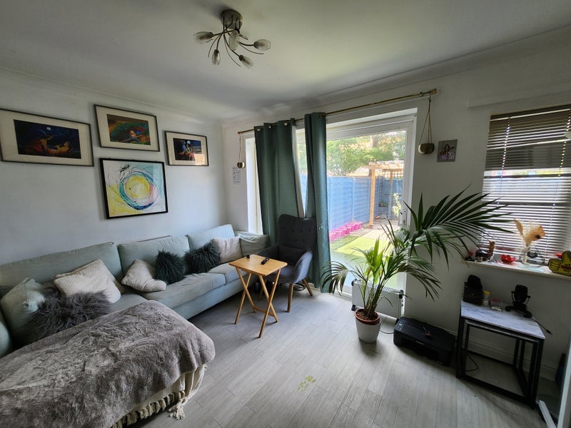 House Magellan Place in Greater London