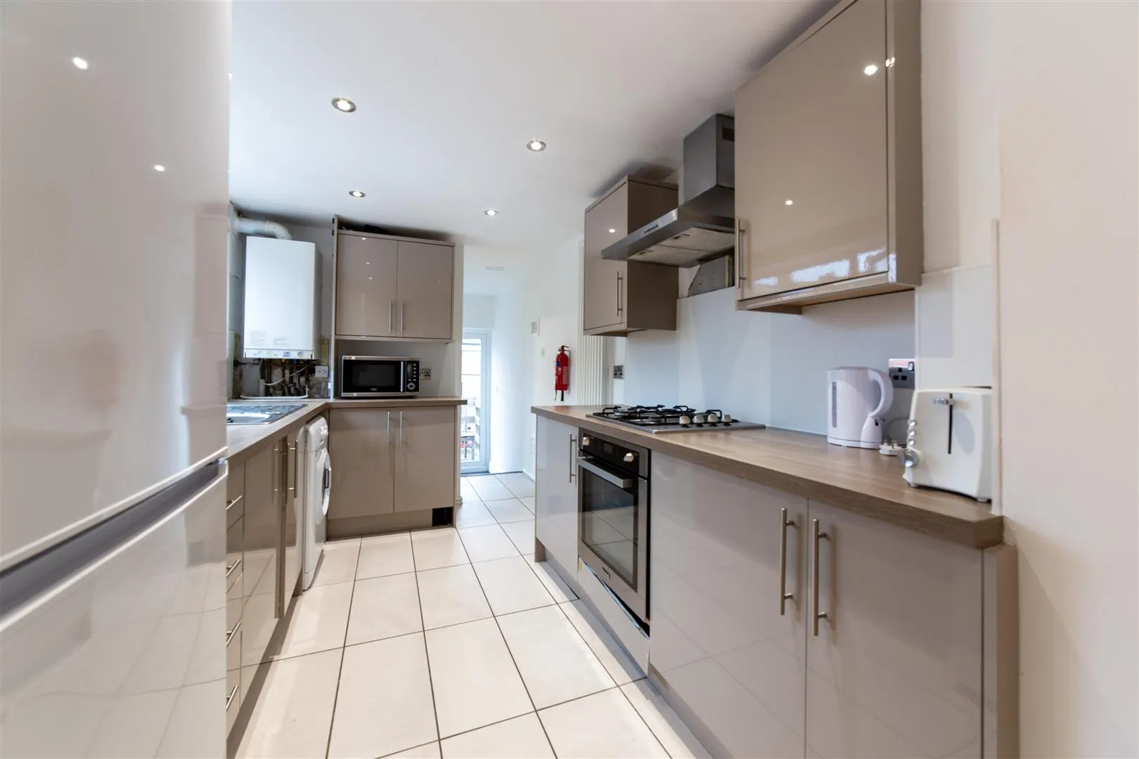 Flat Warwick Street in Newcastle upon Tyne