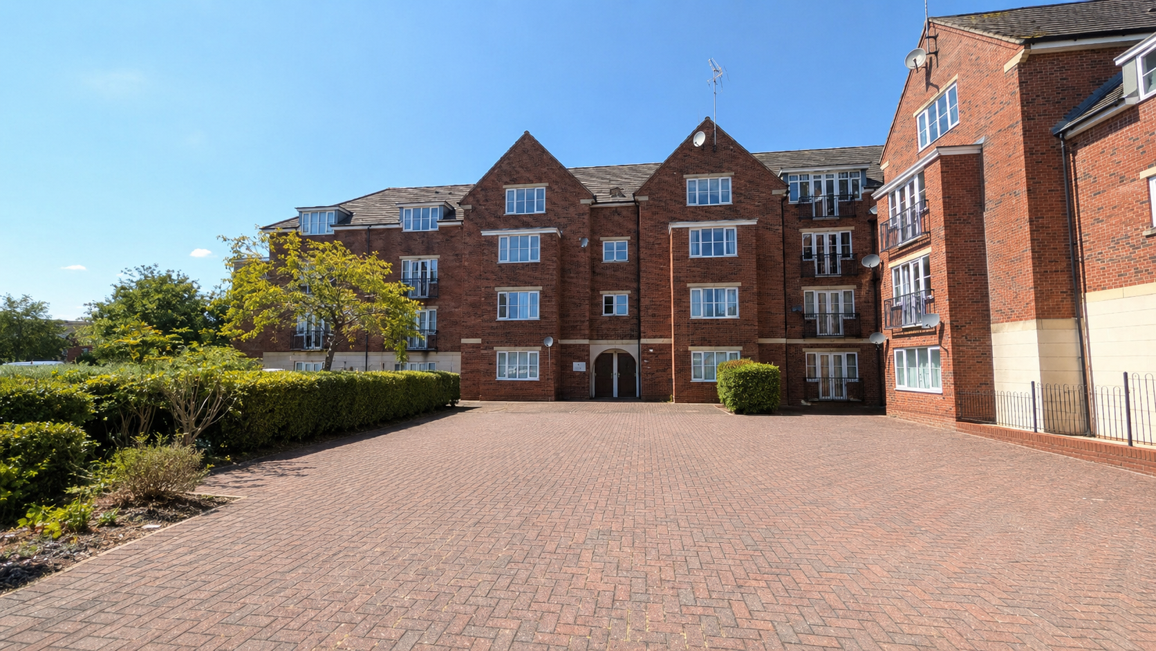 Flat Edison Way in Nottingham