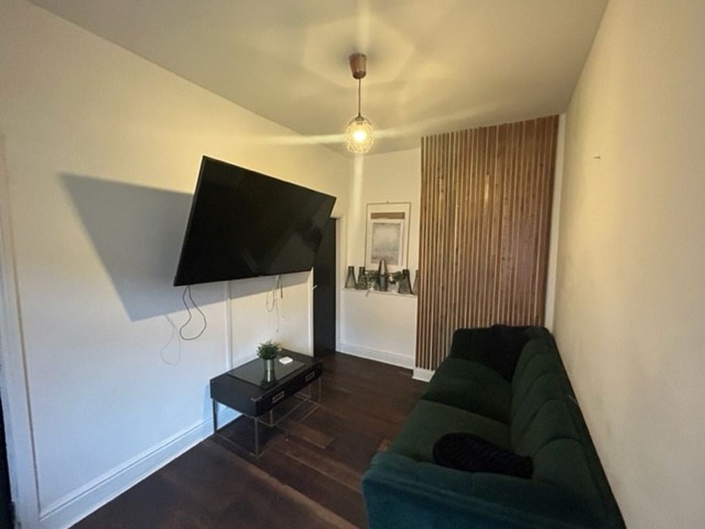 Room Radford Boulevard in Nottingham