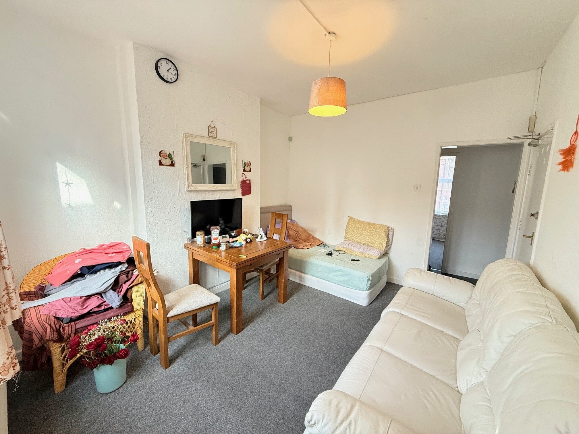 Flat Burford Road in Nottingham
