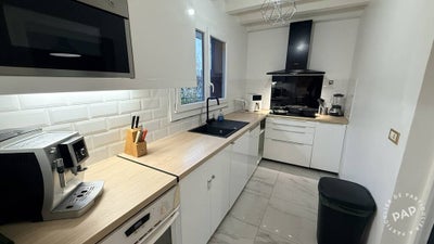 Room Rue Père André Jarlan in Évry