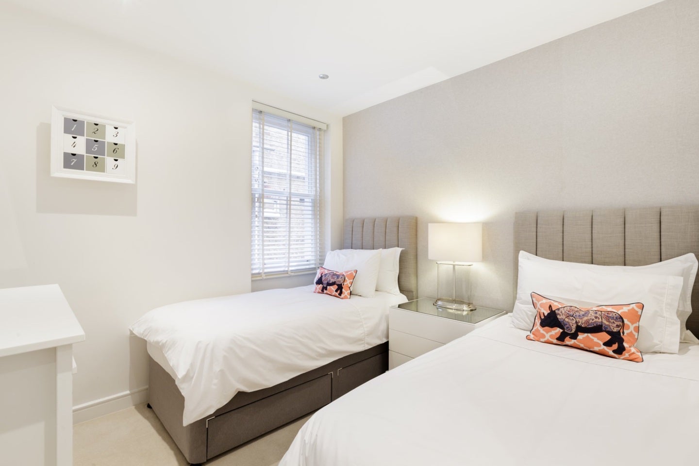 Flat Wandsworth Bridge Road in Greater London
