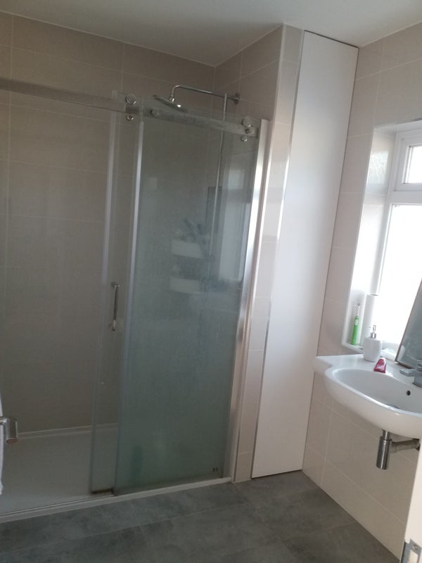 Room Richmond Green in Greater London