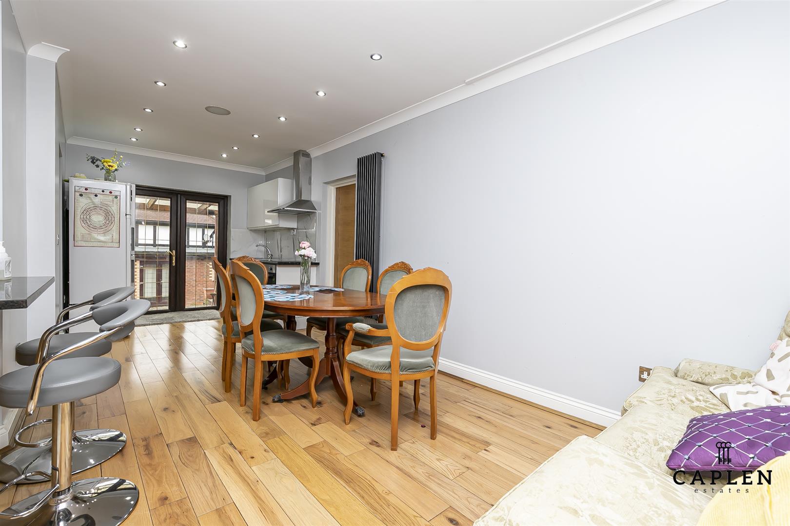 Room Palmerston Road in Epping Forest