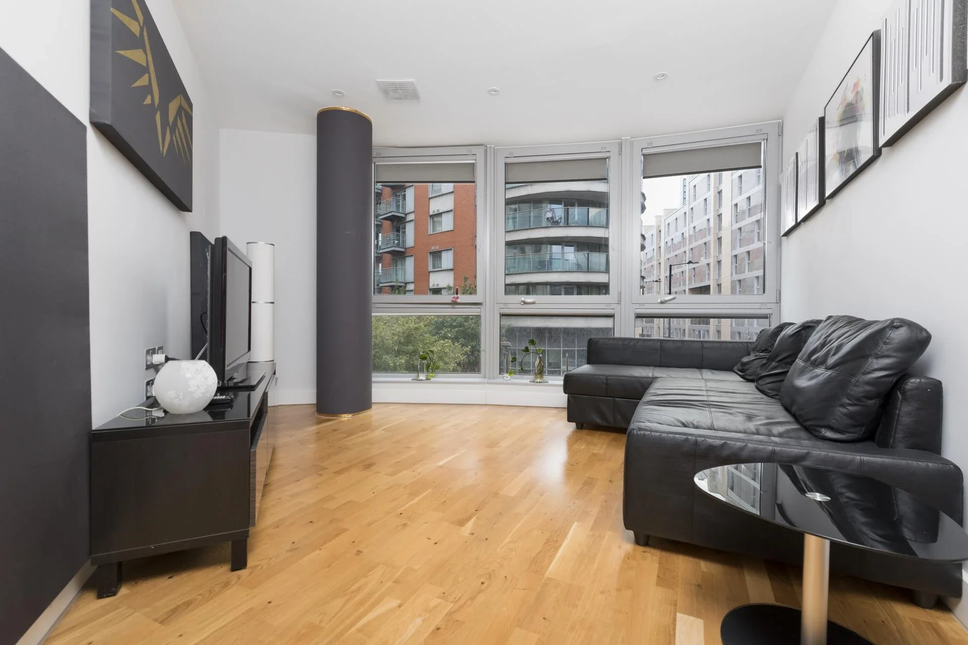 Flat Dominion Walk in Greater London