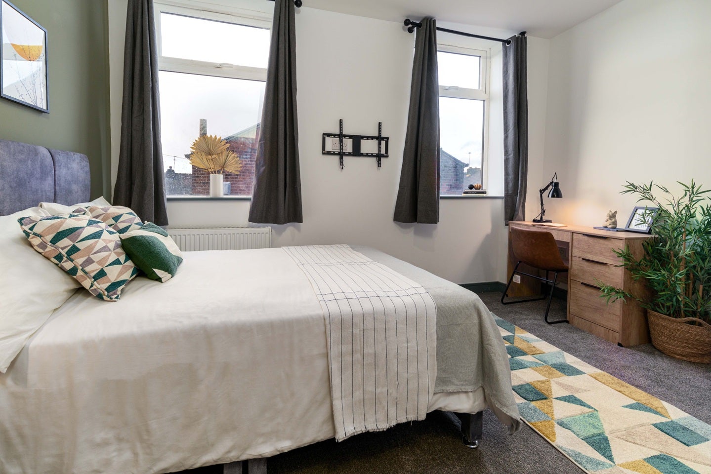 Room Catherine Street in Oldham