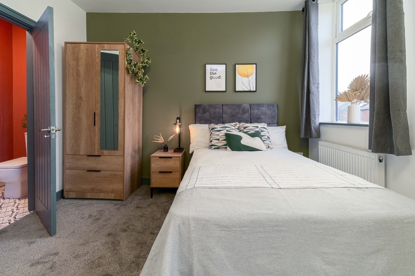 Room Catherine Street in Oldham