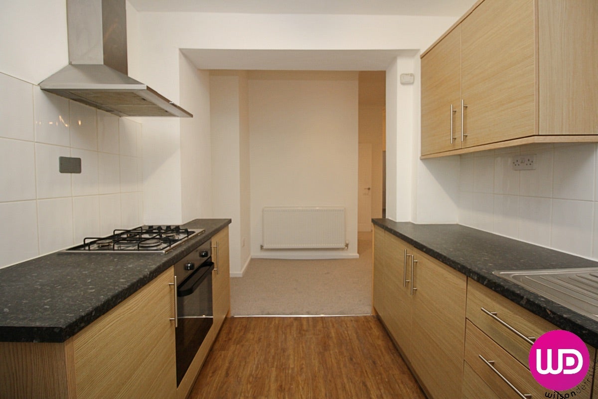 Flat St Lawrence Square in Newcastle upon Tyne