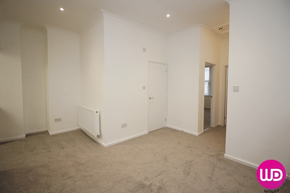 Flat St Lawrence Square in Newcastle upon Tyne