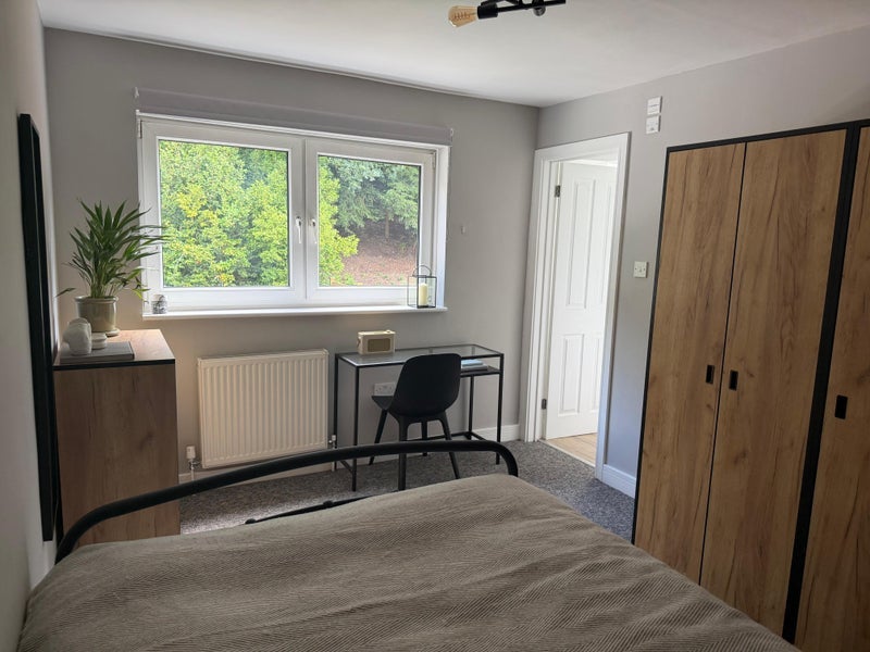 Room Madeira Avenue in Greater London