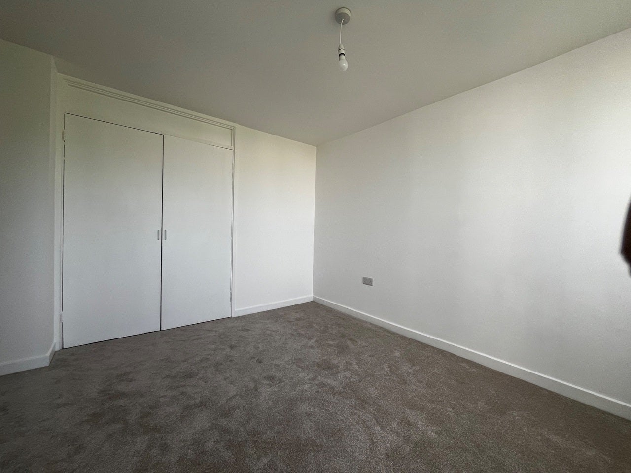 Room Culvert Road in Greater London
