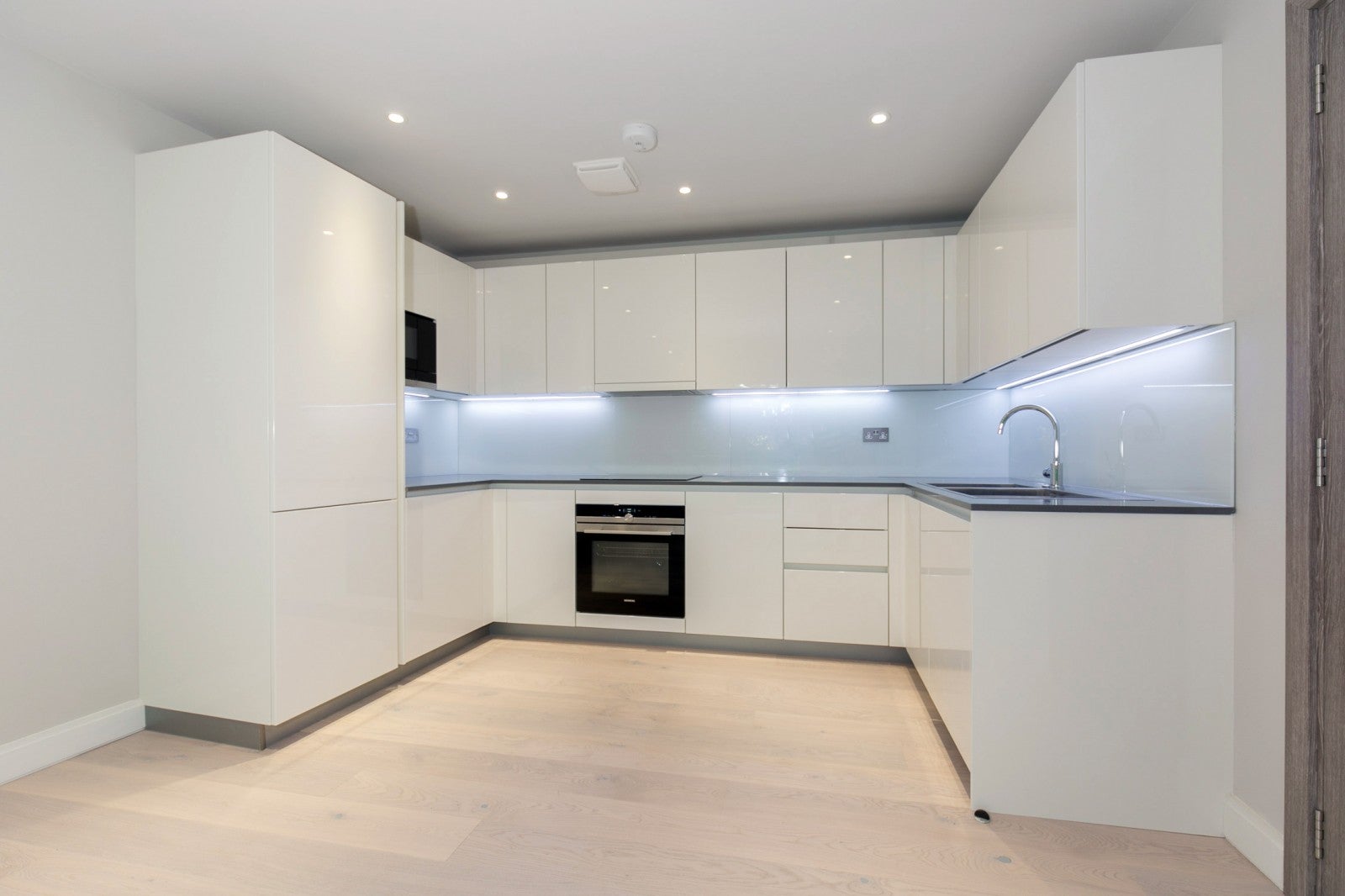 Flat Plough Road in Greater London