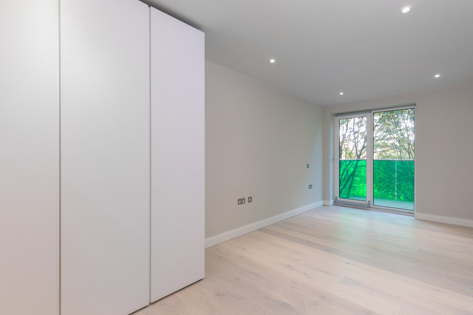 Flat Plough Road in Greater London