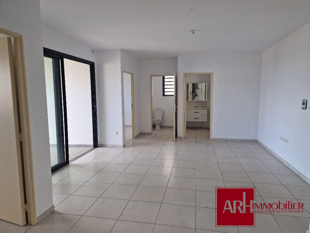 Flat Rue Victor le Vigoureux in Saint-Pierre