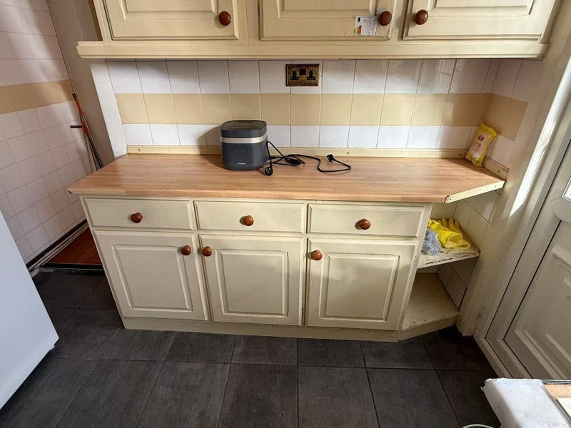 Room Adelaide Road in Liverpool