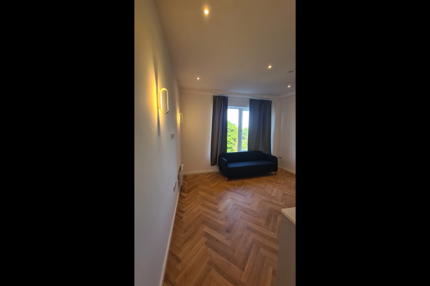 Flat Arklow Road in Greater London