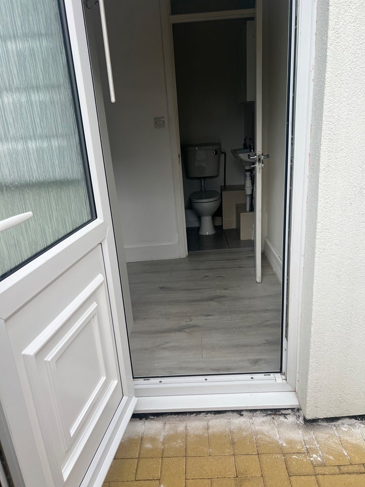Room Chestnut Road in Greater London
