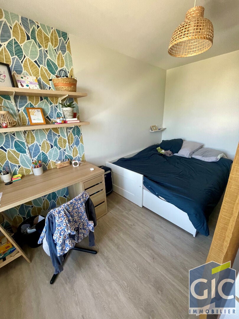 Flat Rue Monseigneur Adam in Caen