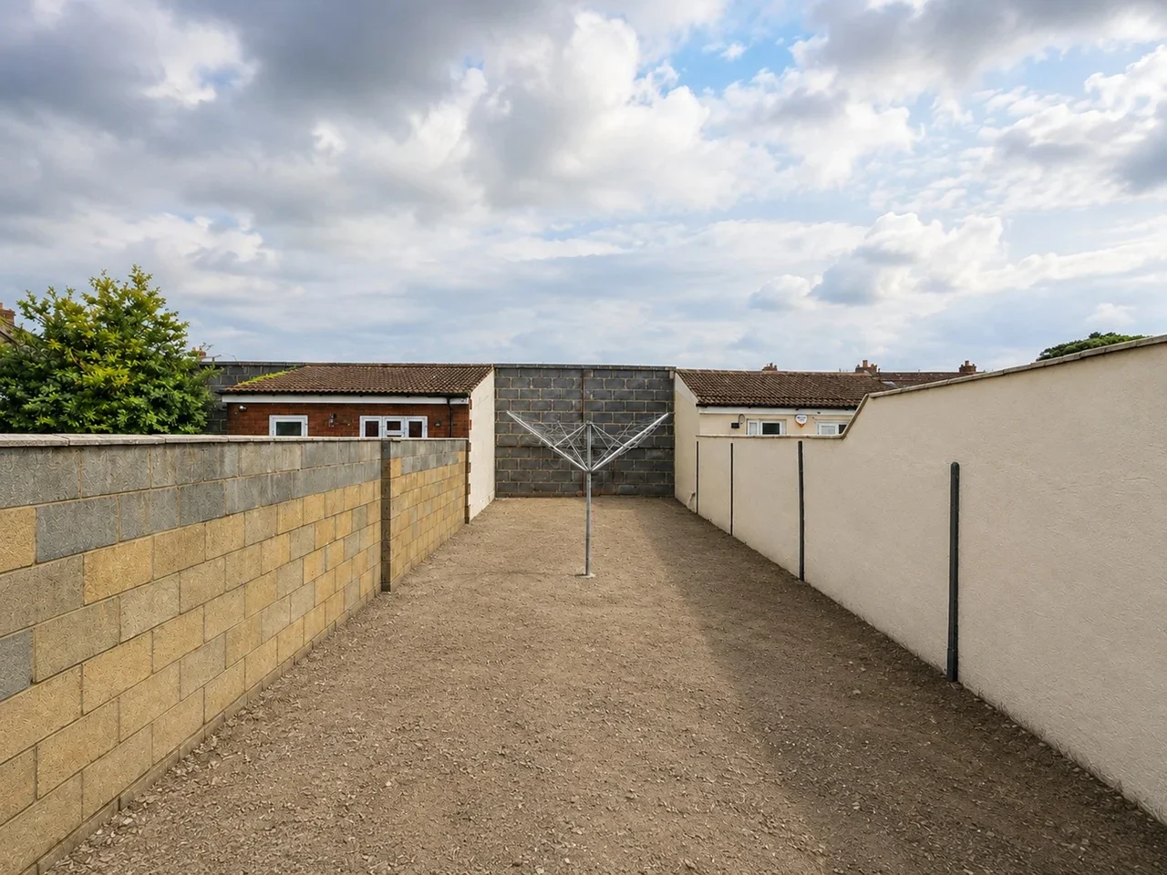 House Flanders Road in Greater London
