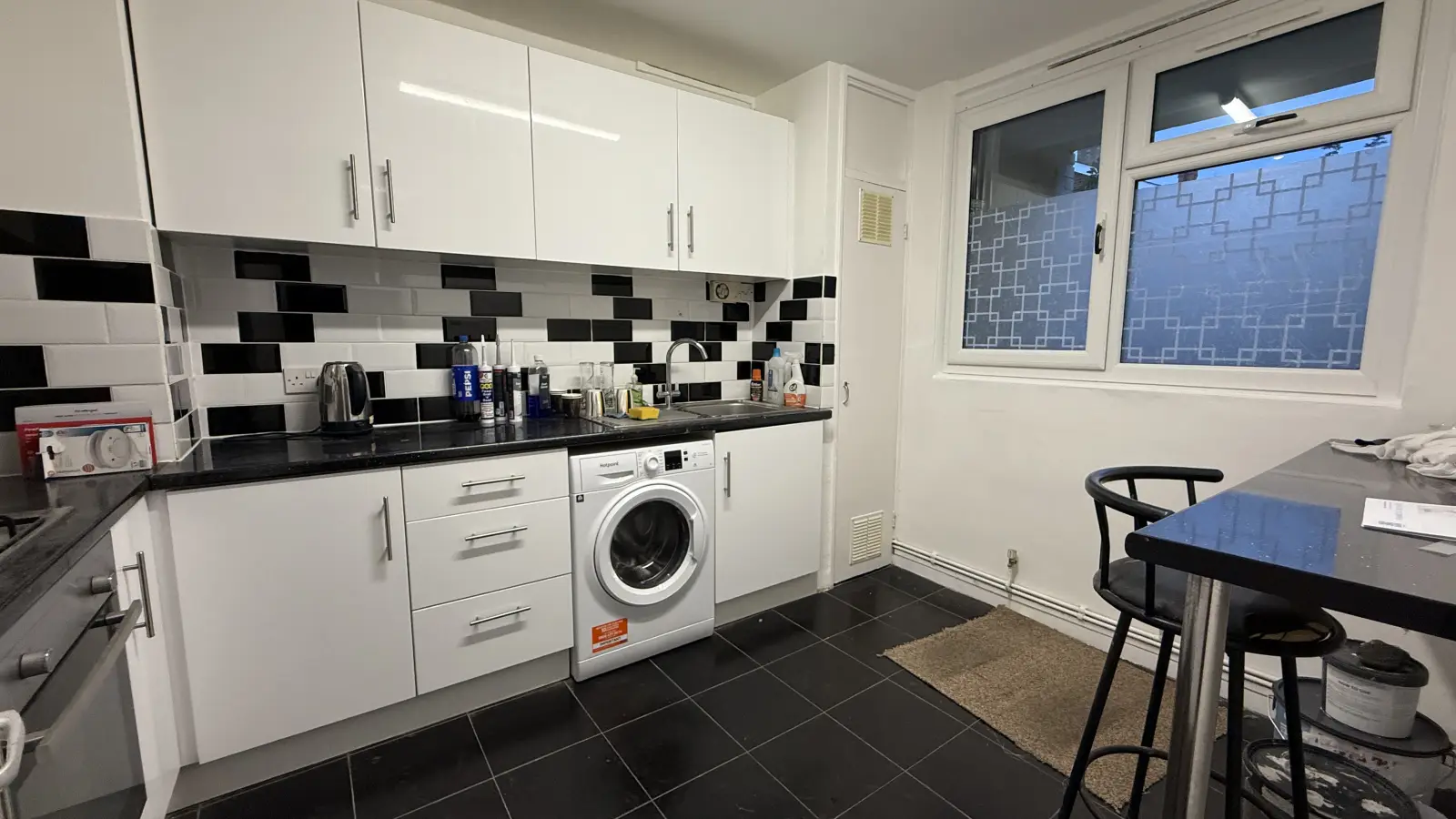 Room Willis Street in Greater London