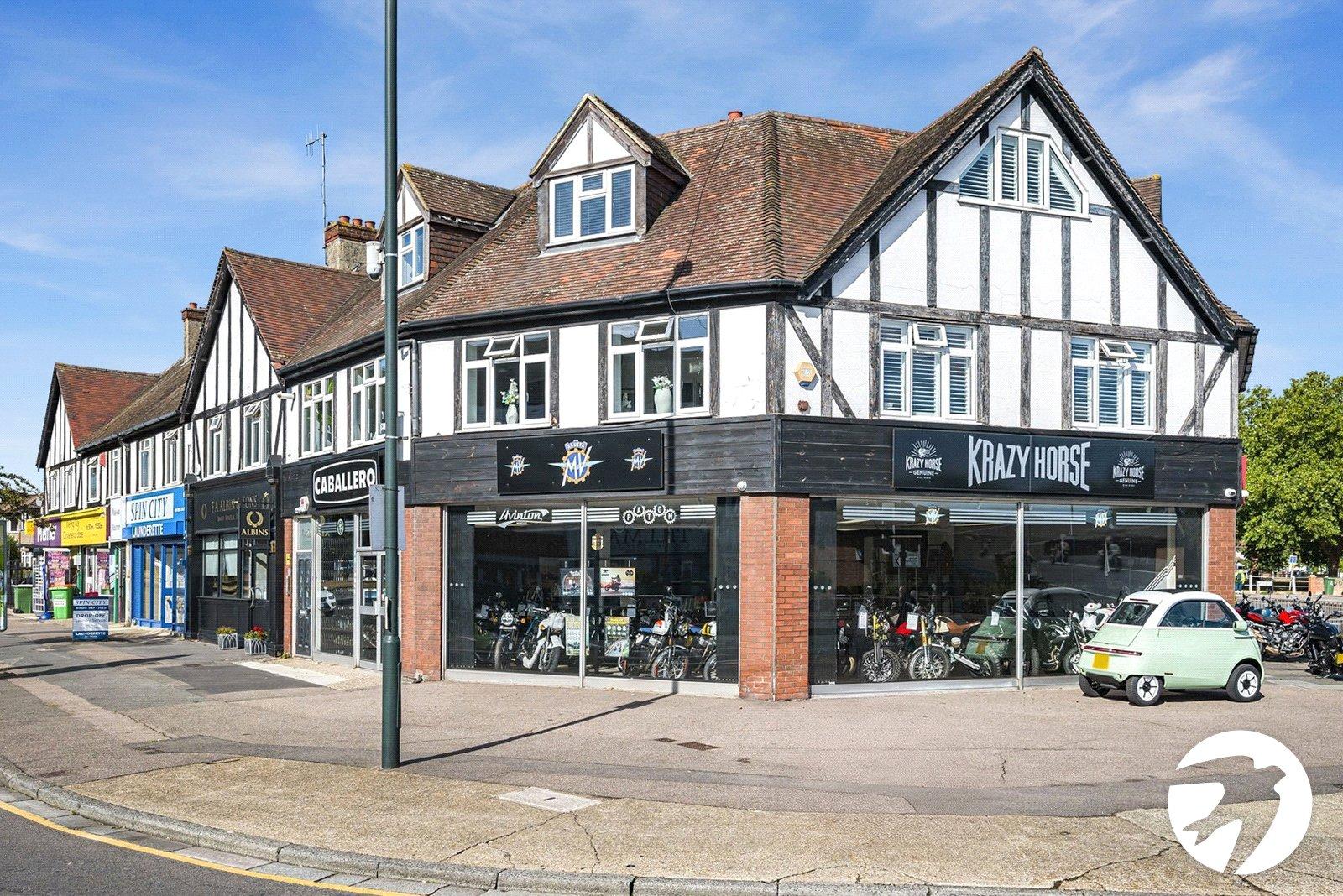 Flat Bellegrove Road in Greater London