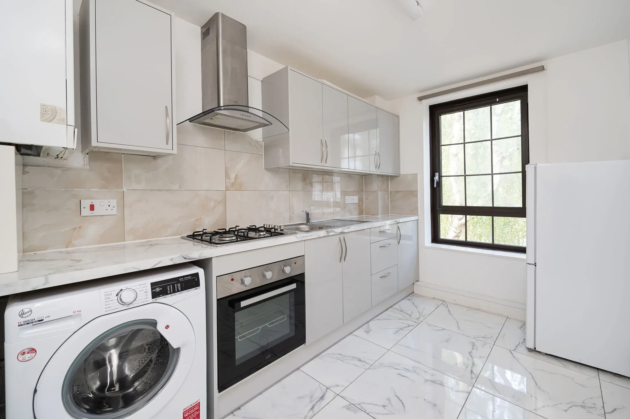 Flat Murray Grove in Greater London