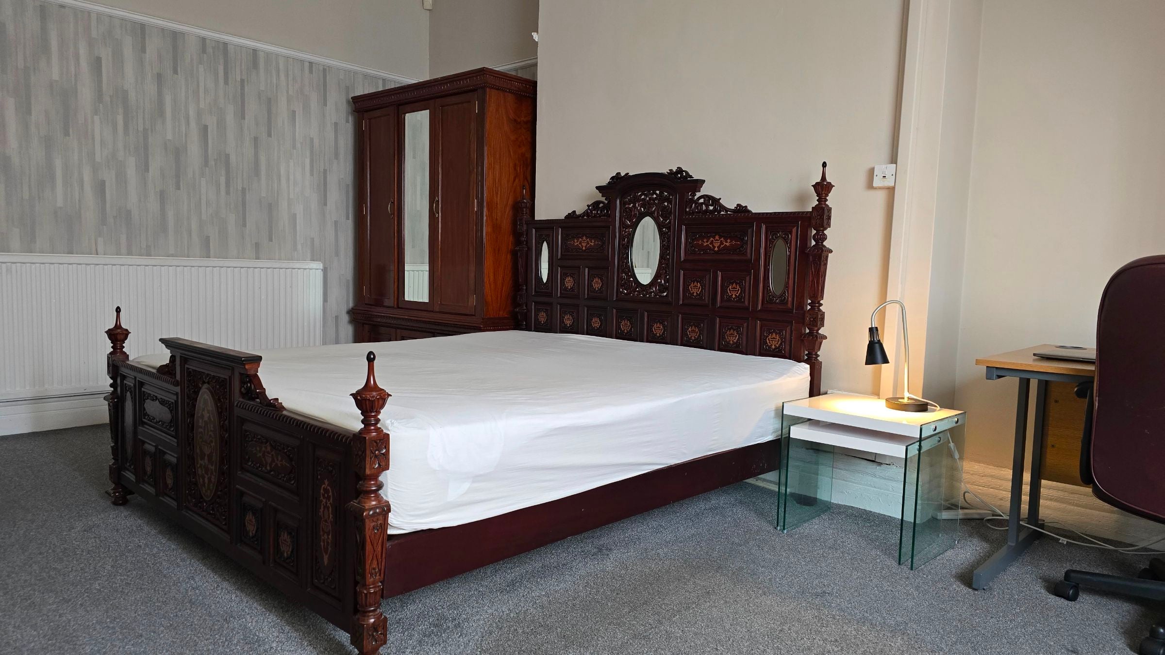 Room Beresford Road in Manchester