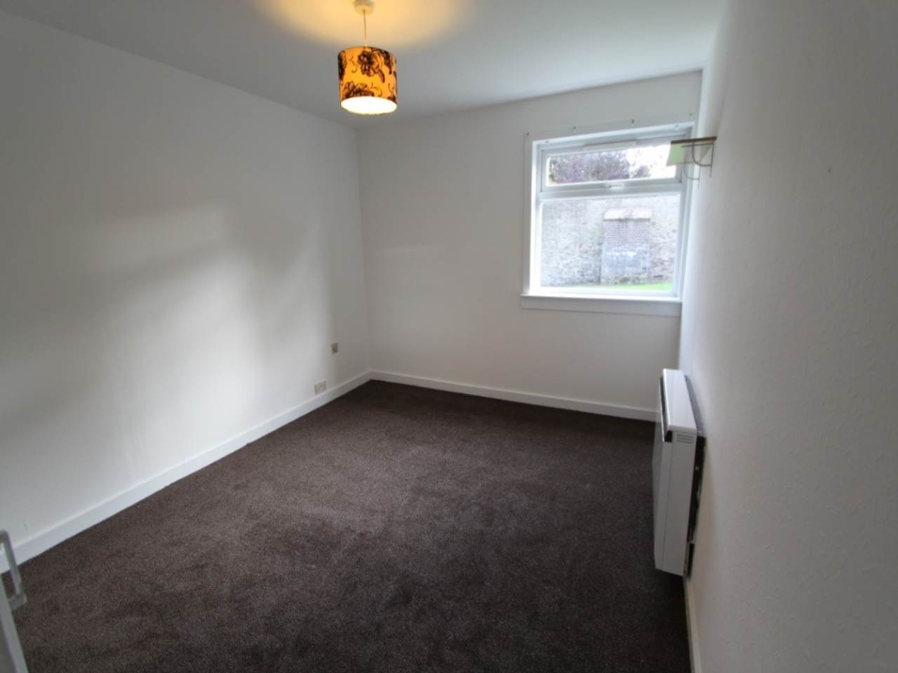 Flat Fettercairn Drive in Dundee