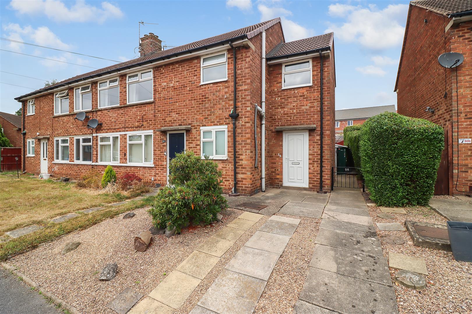 Flat Sheffield Road in Chesterfield